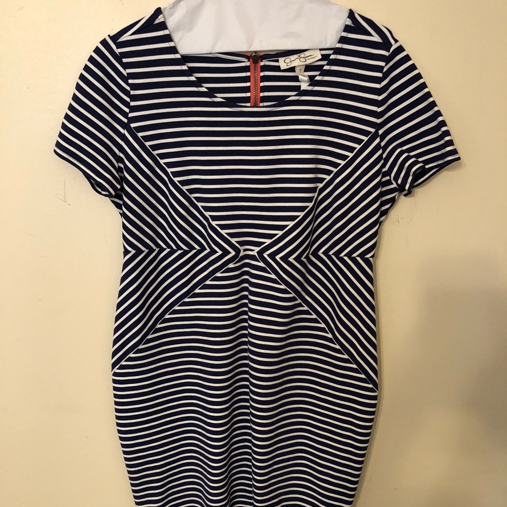 Jessica Simpson maternity dress